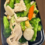 Best H6. Steamed Chicken and Scallops with Mixed Vegetables in Philadelphia, PA