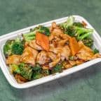 Best Chicken w. Broccoli 芥兰鸡 in Mount Laurel, NJ