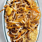 Best Chicken Pad Thai Noodle in Chicago, IL