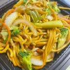 Best Vegetable Lo Mein in College Park, GA