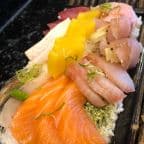 Best Chirashi in Pittsburgh, PA