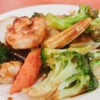 Best Shrimp w. Mixed Vegetables in Winchester, MA