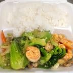 Best Prawns w/ Mixed Vegetables 午-什菜虾 in Kent, WA