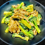 Best Chicken w. Broccoli in Watertown, MA