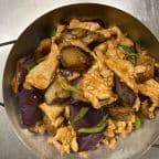 Best Chicken with Eggplant in Garlic Sauce in Warren, NJ