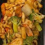 Best 四几午 // Spicy Szechuan Chicken in Aliquippa, PA