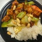 Best Kung Pao Chicken (Lunch) in Chadds Ford, PA