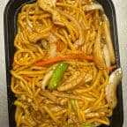 Best Chicken Lo Mein in Suwanee, GA