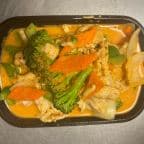 Best Thai Curry Chicken in Suwanee, GA