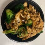 Best Chicken with Broccoli in Portland, CT
