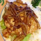 Best 干煎洋葱猪扒饭  Onion Pork Chop with Oyster Sauce in Millbrae, CA