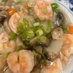 Best 35. Shrimp with Lobster Sauce (Lunch) 虾龙糊（午） in Dacula, GA
