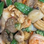 Best 40. Happy Family (Lunch) 全家福（午） in Dacula, GA