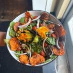 Best Ensalada Del Huerto in Medford, OR