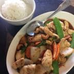 Best Cashew Chicken in Chicago, IL