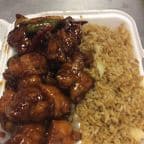 Best Orange Chicken/General Tso's Chicken( come with fried rice and egg roll) in Southfield, MI