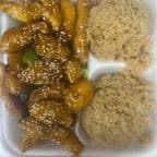 Best L11. Sesame Chicken in Morrow, GA