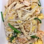 Best LM10 Pork Pad Thai in Alexandria, VA