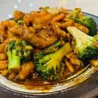 Best Triple Delight (Beef/Shrimp/Chicken) in Fairfax, VA