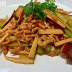 Best Sliced Pork, Dry Bean Curd withChives 香干肉丝 in Downers Grove, IL