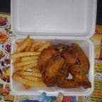 Best Fried Chicken wings(8) in Coral Springs, FL