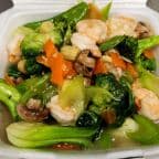 Best Prawns w/ Mixed Vegetables 什菜虾 in Kent, WA
