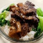 Best Beef Brisket & Vegetables over Steamed Rice 時菜牛腩燴饭 in Kent, WA