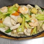 Best Volcano Plate Mixed Seafood 鐵板海鮮 in Kent, WA