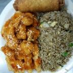 Best Fried Rice, Egg Roll,Sesame Chicken in Saint Paul, MN