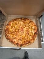Best Cheese Pizza in Auburn, ME