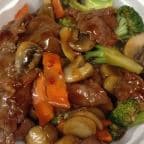 Best 鱼牛— Beef w. Garlic Sauce in Aliquippa, PA