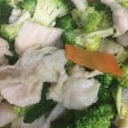 Best 煮芥几— Steamed Chicken w. Broccoli. . in Aliquippa, PA