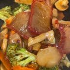 Best 鱼肉: Spicy Roast Pork Garlic Sauce in Aliquippa, PA