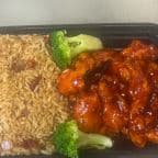 Best General Tso’s Chicken (Dinner) in Chadds Ford, PA