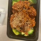 Best Sesame Chicken in Darien, CT