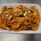 Best Chicken Lo Mein in Wrightstown, NJ