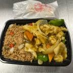 Best Curry Chicken (Combo Plate) in Wrightstown, NJ