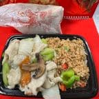 Best Moo Goo Gai Pan (Combo Plate) in Wrightstown, NJ