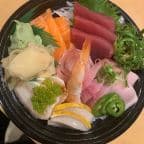 Best Chirashi in Valrico, FL