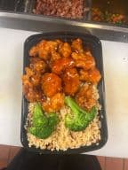 Best General Tso's Chicken in Milford, CT