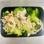 Best Chicken with Mixed Vegetables in White Sauce in Bowie, MD