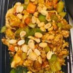 Best Kung Po Chicken in Lakewood, OH