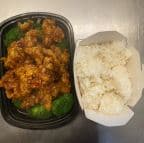 Best General Tso's Chicken in Lucedale, MS
