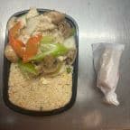 Best Moo Goo Gai Pan (Dinner Combo)(With Fried Rice and Egg Roll) in Lucedale, MS