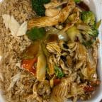 Best Hunan Chicken in Canton, MI