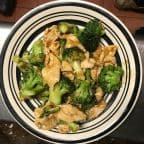 Best 芥兰鸡 Chicken w. Broccoli in Plattsburgh, NY