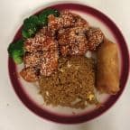 Best Sesame Chicken in Lindenhurst, IL