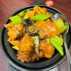 Best Chicken w. Chinese Sausage In Clay Pot 啫啫雞煲 in Fremont, CA