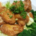 Best A18. Fried Chicken Wings in Lincoln City, OR